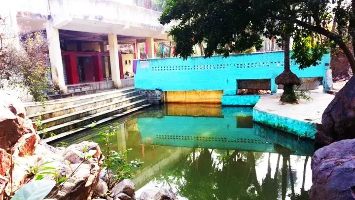 Parson Temple in Faridabad